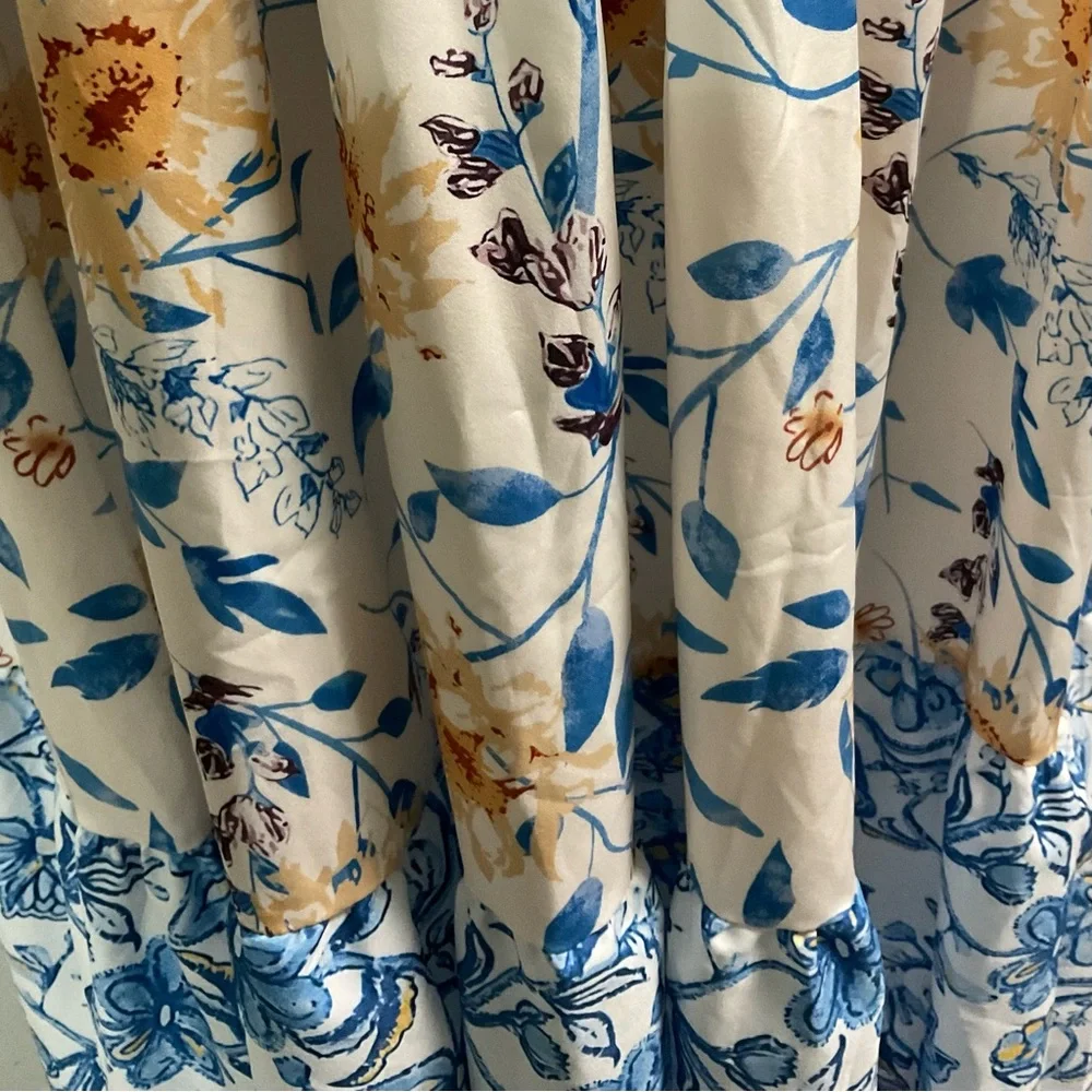 Floral Blue and White, Tie Shoulder Maxi Dress w/ pockets, Size Small - Picture 7 of 11